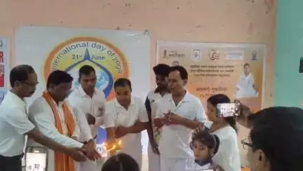 ঝালদা ১: পতঞ্জলি যোগ পীঠ হরিদ্বারের তত্বাবধানে ঝালদায় ১১ তম বিশ্ব যোগ দিবস মহোৎসব পালিত হলো