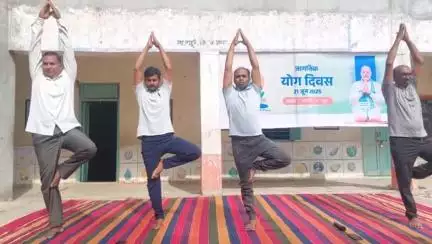 राहुरी: वळण शाळेत जागतिक योगा दिन साजरा