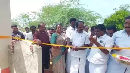 ஆலங்குடி: அதிமுக அரசு மக்களின் வரிப்பணத்தை கொள்ளை அடிப்பதிலேயே காலம் கடத்தி செய்
விட்டனர் மழவராயன் பட்டியில் அமைச்சர் மெய்யநாதன் குற்றச்சாட்டு