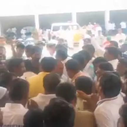 ಜೇವರ್ಗಿ: ಜೇವರ್ಗಿ ಕ್ರೀಡಾಂಗಣದಲ್ಲಿ ಕ್ರೀಡಾಪಟುಗಳು-ಶಾಸಕರ ಮಧ್ಯೆ ಮಾತಿನ ಚಕಮಕಿ