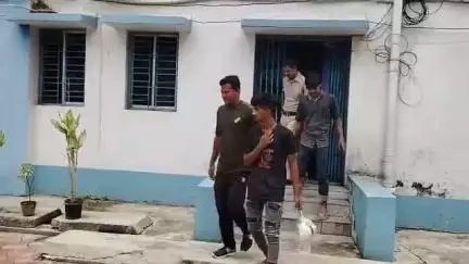স্বরূপনগর: পৃথক পৃথক ঘটনায় মহিলা সহ মোট তিন অভিযুক্তকে গ্রেপ্তার করে বসিরহাট আদালতে পাঠালো স্বরূপনগর থানার পুলিশ