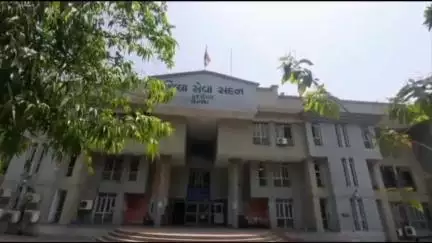 નાંદોદ: શહેરમાં સરકારી કચેરીઓમાં અનઅધિકૃત વ્યક્તિઓ કે સમૂહના પ્રવેશ પર પ્રતિબંધ ફરમાવતું જાહેરનામું