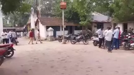 चोपडा: कोळवद ते कोरपावली रस्त्यावरून कत्तलीच्या उद्देशातून गोवंश पायी नेतांना दोघांना पकडले, यावल पोलिसात गुन्हा दाखल