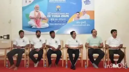 આહવા ખાતે ‘આંતરરાષ્ટ્રીય યોગ દિવસ’ નિમિત્તે રેલી યોજાઇ :