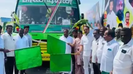 புதுக்கோட்டை: திருக்கோகரணம் திருமலைராய சமுத்திரம் ஆகிய இடங்களில் மினி பஸ் சேவையை துவக்கி வைத்தார் MLA முத்துராஜா மேயர் திலகவதி செந்தில் பங்கேற்பு