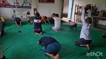 बालूमाथ: बालूमाथ में अंतर्राष्ट्रीय योग दिवस पर कार्यक्रमों का आयोजन, बड़ी संख्या में लोगों ने लिया भाग