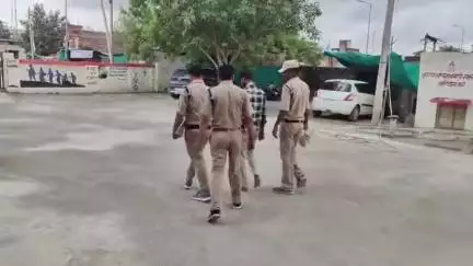 दतिया: पंडोखर पुलिस ने ग्राम सदका से नाबालिग किशोरी से दुष्कर्म के आरोपी को किया गिरफ्तार