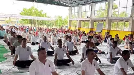 हुरड़ा: गुलाबपुरा में 11वां अंतर्राष्ट्रीय योग दिवस का ब्लॉक स्तरीय कार्यक्रम आयोजित हुआ