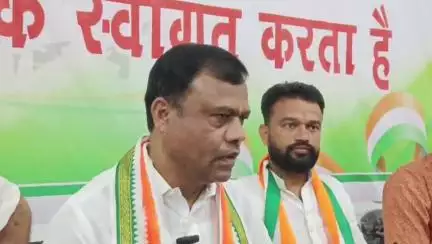 जगदलपुर: राजीव भवन में प्रेस वार्ता कर पीसीसी चीफ दीपक बैज ने बीजेपी सरकार पर जमकर साधा निशाना, कहा- यह सरकार कमीशन खोर है