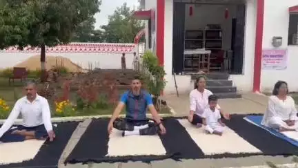 देवास नगर: राजोदा रोड स्थित जिला जेल में अंतर्राष्ट्रीय योग दिवस मनाया गया