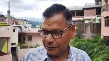 लोहाघाट खूना बोरा क्षेत्र पंचायत सीट से पूर्व सैनिक दीवान सिंह मनराल ने पेश की दावेदारी।