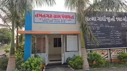 હિંમતનગર: સાબરકાંઠા જિલ્લાની 21 ગ્રામ પંચાયતો સમરસ થઈ,  238 ગ્રામ પંચાયતો માટે રવિવારે ચૂંટણીઓ યોજાશે