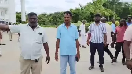 திருப்பத்தூர்: எஸ்பி அலுவலகத்தில் பாதுகாப்பு கேட்டு தஞ்சம் அடைந்த காதல் ஜோடியினர்-மாப்பிள்ளையை தாக்கிய மாமனாரால் எஸ்பி அலுவலகத்தில் பரபரப்பு