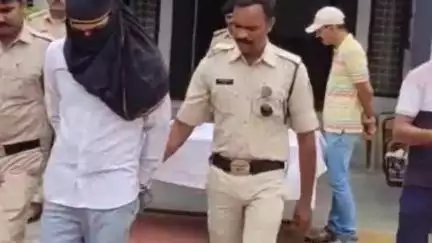 खरगौन: पुलिस ने राजस्थान से अवैध हथियार खरीदने आए एक युवक को 4 देशी पिस्तौल के साथ गिरफ्तार किया