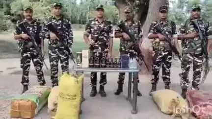 हरलाखी: पिपरौन एसएसबी कैम्प के जवानों ने 537 बोतल शराब की ज़ब्त की, मौके से धंधेबाज फरार