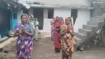 नारायणगंज: आजीविका मिशन समूह की बहनों ने किया योग, अंतर्राष्ट्रीय योग दिवस पर श्रम के साथ योग का संदेश दिया