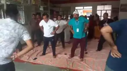 जोगापट्टी: सामुदायिक स्वास्थ्य केंद्र परिसर सहित प्रखंड के दर्जनों संस्थानों में विश्व योग दिवस पर योग शिविर का आयोजन