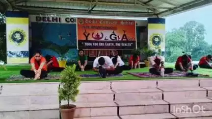 डेरा गोपीपुर: अंतर्राष्ट्रीय योग दिवस पर पुलिस जिला देहरा के अधिकारियों ने विभिन्न शिक्षण संस्थानों में किया योगाभ्यास