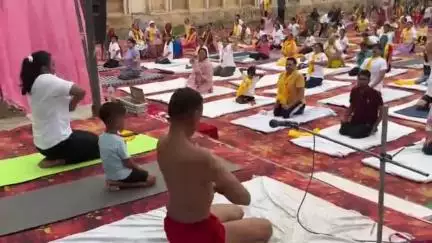 सूरजगढ़: पिलानी में 11वें अंतर्राष्ट्रीय योग दिवस पर योग मंदिर ट्रस्ट की ओर से विशाल योगाभ्यास कार्यक्रम, 500 लोगों ने किया योग
