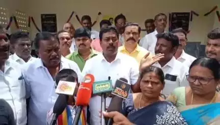 மேட்டூர்: மகாபலிபுரத்தில் 500 திருஷ்டி பூசணிக்காயை உடைக்காமல் போனதே பாமக பிரச்சனைக்கு காரணம்- மேட்டூரில் MLA பெட்டி