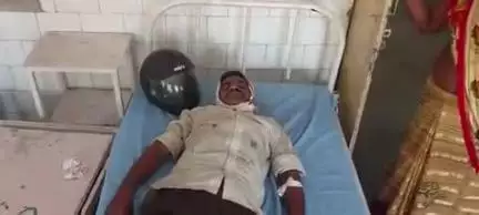 बदायूं: बारह खुर्द गांव में जमीन के बंटवारे को लेकर 6 लोगों ने पिता-पुत्र को मारपीट कर किया घायल