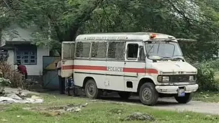 বালুরঘাট: বাড়ি আসার পথে ডাঙ্গবিরোলে জলে ডুবে মৃত্যু শিশুর, তদন্তে বালুরঘাট থানার পুলিশ