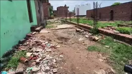 एटा: वार्ड नंबर 1 जाटव पुरा मलिन बस्ती में गंदगी फैलने और गलियों में पानी भरने से लोग हुए परेशान #Jansamasya