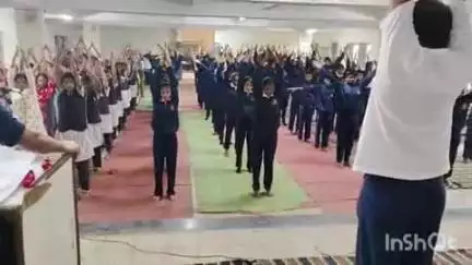 नांदगाव: शहरातील छत्रे न्यू इंग्लिश स्कूलमध्ये योग दिन साजरा