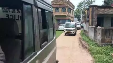 লাভপুর: লাভপুরের হাতিয়া গ্ৰামে গ্ৰাম দখলের লড়াইয়ে দুই পক্ষের গোষ্ঠী দ্বন্দে মৃত ২ আহত একাধিক
