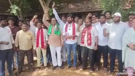 బొబ్బిలి సిబిఎం పాఠశాల స్థలం అక్రమ రిజిస్ట్రేషన్ వ్యవహారంపై తీవ్రనిరసన తెలిపిన జనసేన,సిపిఐనేతలు విద్యార్థి, యువజన సంఘాలు