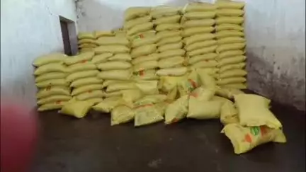 अंबिकापुर: अंबिकापुर में नकली यूरिया का बड़ा खुलासा, 128.70 मीट्रिक टन जब्त, SDM की छापेमारी