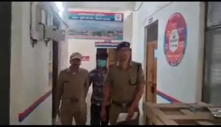 नरेन्द्रनगर: मुनि की रेती पुलिस ने भद्रकाली चौकी क्षेत्र से अभियुक्त अंकित कुमार को एक तमंचा और जिंदा कारतूस के साथ किया गिरफ्तार