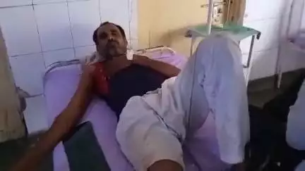 कर्वी: चित्रकूट सुदीनपुर के पास ई-रिक्शा पलटने से 3 लोग जिला अस्पताल में भर्ती