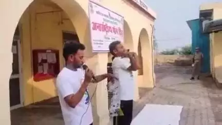 हाथरस: 11वें अंतर्राष्ट्रीय योग दिवस पर जनपद न्यायालय परिसर में न्यायाधीश व न्यायिक अधिकारियों ने किया योग