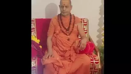હળવદ: શહેરમાં શંકરાચાર્ય સદાનંદ સરસ્વતીજીની પધરામણી, મોટી સંખ્યામાં દર્શનનો લાભ લેતા ભાવિકો