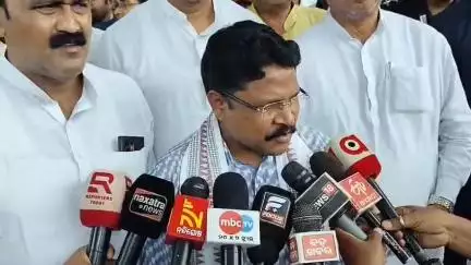 ଅନୁଗୋଳ: ପବିତ୍ର ମୋହନ ପ୍ରଧାନ ମେଡିକାଲ କଲେଜ ଗସ୍ତ କରି ପ୍ରତିକ୍ରିୟା ରଖିଲେ ସ୍ଵାସ୍ଥ୍ୟମନ୍ତ୍ରୀ ମୁକେଶ ମହାଲିଙ୍ଗ