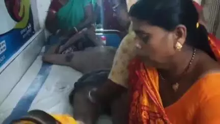 रामगढ़ चौक: हाइटेंशन तार की चपेट में आकर एक व्यक्ति झुलसा, हालत गंभीर