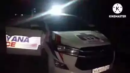 तोशाम: गांव कटवार में पुलिस ने शराब ठेके से देसी शराब की पेटी चोरी करने के मामले में 2 आरोपियों को किया गिरफ्तार