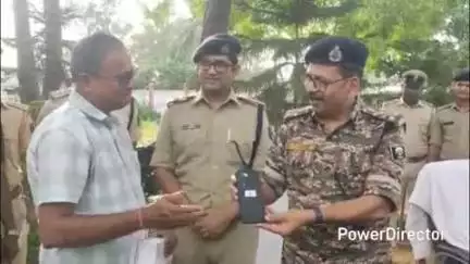 कहरा: पुलिस केंद्र में ऑपरेशन मुस्कान: सहरसा पुलिस ने ₹5.98 लाख के 42 मोबाइल लौटाए, DIG व SP मौजूद