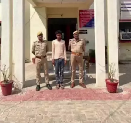 पुरवा: असोहा थाना पुलिस ने दुष्कर्म के मामले में वांछित अभियुक्त को जोरावरगंज नहर पुलिया के पास से किया गिरफ्तार