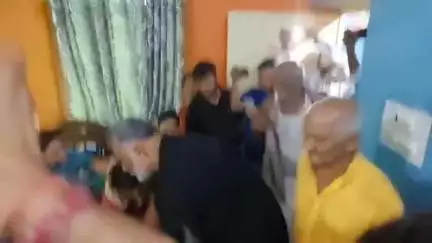 लखीसराय: सांसद पप्पू यादव वलीपुर गांव पहुंचे, दोहरे हत्याकांड में मृतकों के परिजनों से मिले
