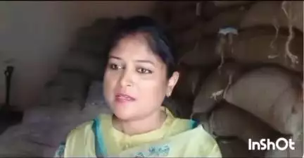 लातेहार: जिला आपूर्ति पदाधिकारी ने खाद्यान्न गोदाम नंबर दो का औचक निरीक्षण किया