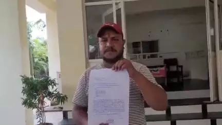 देवास नगर: लूट के आरोपी की गिरफ्तारी की मांग को लेकर पुलिस अधीक्षक कार्यालय में दिया आवेदन