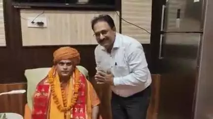 रूड़की: नंद विहार कॉलोनी में स्थित जीवनदीप आश्रम में पहुंचे हिंदू महासभा के राष्ट्रीय अध्यक्ष