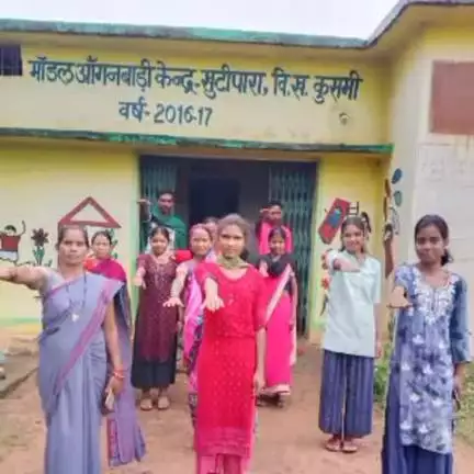 सामरी कुसमी: कुसमी विकासखंड के आंगनबाड़ी केंद्र व पंचायत भवनों में किया गया योग अभ्यास, मतदान के लिए दिलाया गया शपथ
