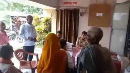 कुमारखंड: कुमारखंड थाना परिसर में जनता दरबार का आयोजन, 6 में से 2 मामलों का हुआ निष्पादन