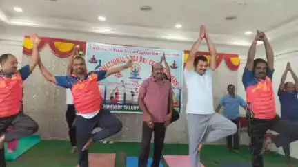 చేగుంట: యోగా వేడుకల్లో పాల్గొన్న డిప్యూటీ డిఎంహెచ్ఓ జ్ఞానేశ్వర్