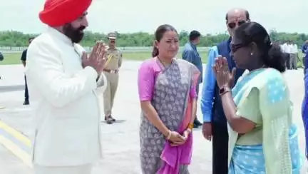 डोईवाला: राष्ट्रपति द्रौपदी मुर्मु जॉलीग्रांट एयरपोर्ट पहुंची, दिल्ली के लिए हुई रवाना