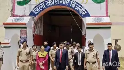 बिजनौर: बिजनौर में जिला जज, एसपी और डीएम ने संयुक्त रूप से जिला कारागार का किया निरीक्षण