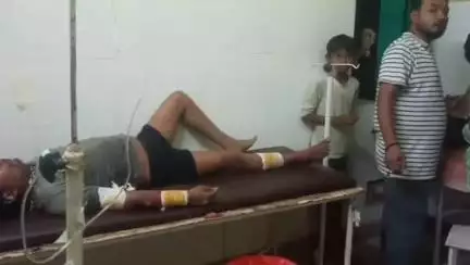 राठ: मवई गांव में रंजिश के चलते दबंगों ने घर में घुसकर दंपति को लहूलुहान किया, पुलिस ने कराया मेडिकल परीक्षण